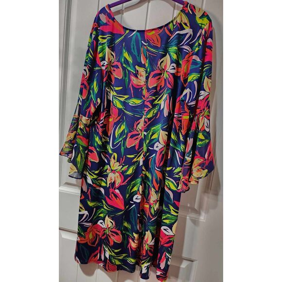 MSK Floral Print Dress with Bell Sleeves | Size 2X - Picture 2 of 4